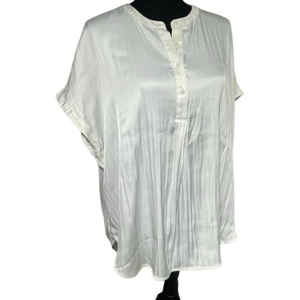 Old Navy Ivory Cream Crinkle Satin Sleeveless Dolman Top